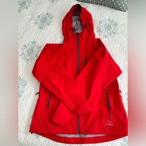 LL Bean Raincoat Red size L